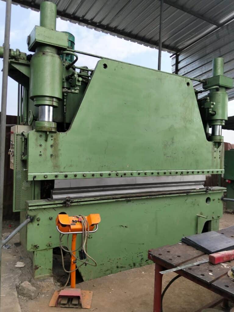 Press brake blender machine
