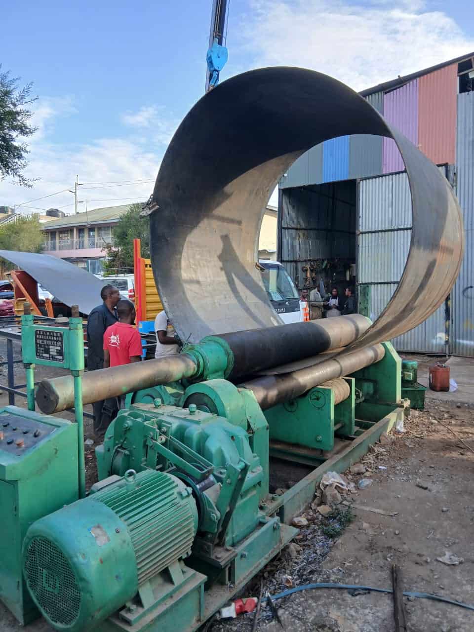 Rolling LPG GAS CYLINDERS ,PLATE LENGTH 8mtrs × 2mtres × 12mm thickness